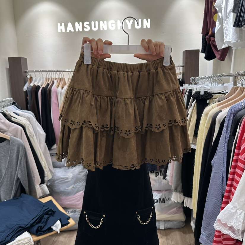 HANSUNGHYUN東大門實拍女裝新品熱賣休閑人氣裙褲絨面革層疊HANSUNGHYUN裙褲