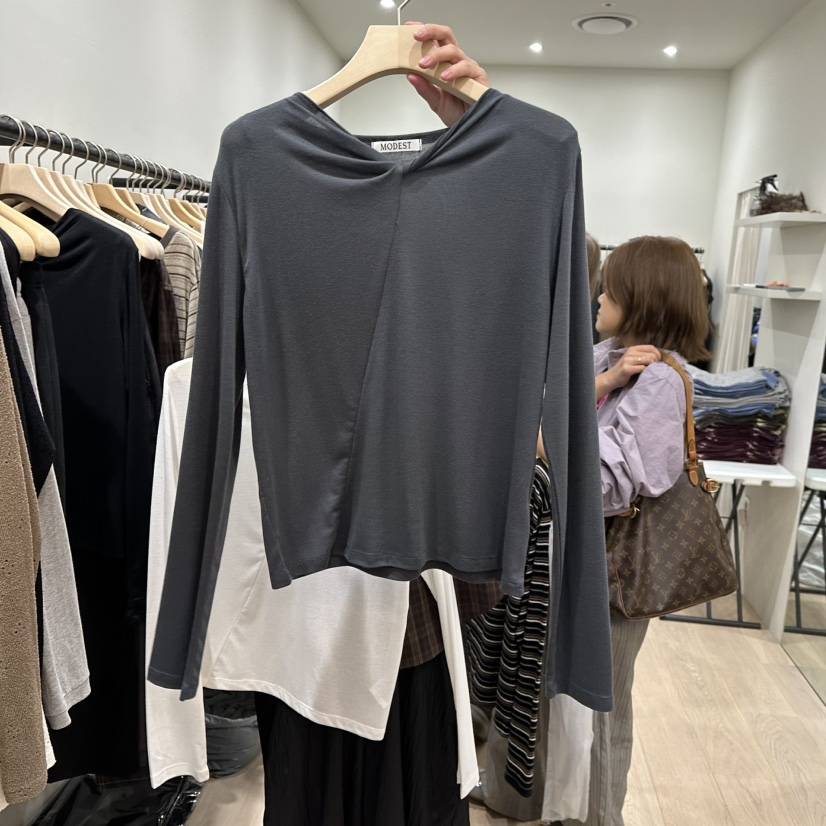 NOTTINGHAM/AVECNOUS/MODEST東大門代購女士新品真品長袖T恤不含項鏈NOTTINGHAM/AVECNOUS/MODEST長袖T恤