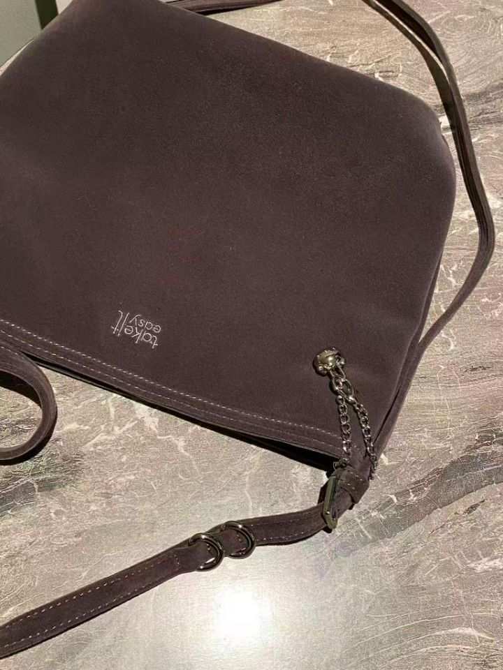 TROUVAILLE東大門實拍女裝新品休閑時尚單肩斜跨包天鵝絨TROUVAILLE單肩/斜跨包