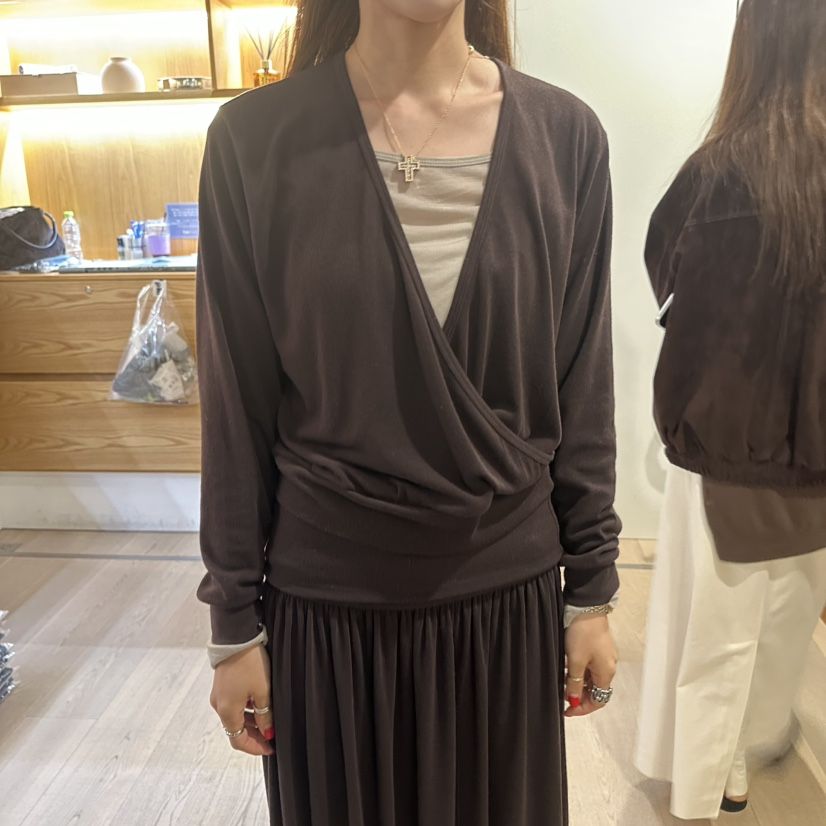ROUNDER東大門直郵女士新品人氣真品時尚長袖T恤不含內搭ROUNDER長袖T恤