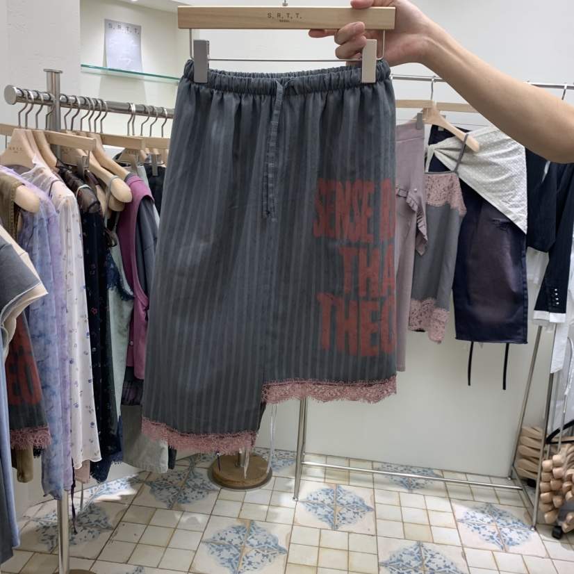 S.R.T.T.東大門代購女裝新品時尚半身裙中短裙不對稱S.R.T.T.半身裙/中短裙