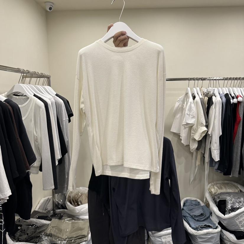 OUTFIT/SOAP AMD WATER東大門直郵女士新品人氣長袖T恤OUTFIT/SOAP AMD WATER長袖T恤