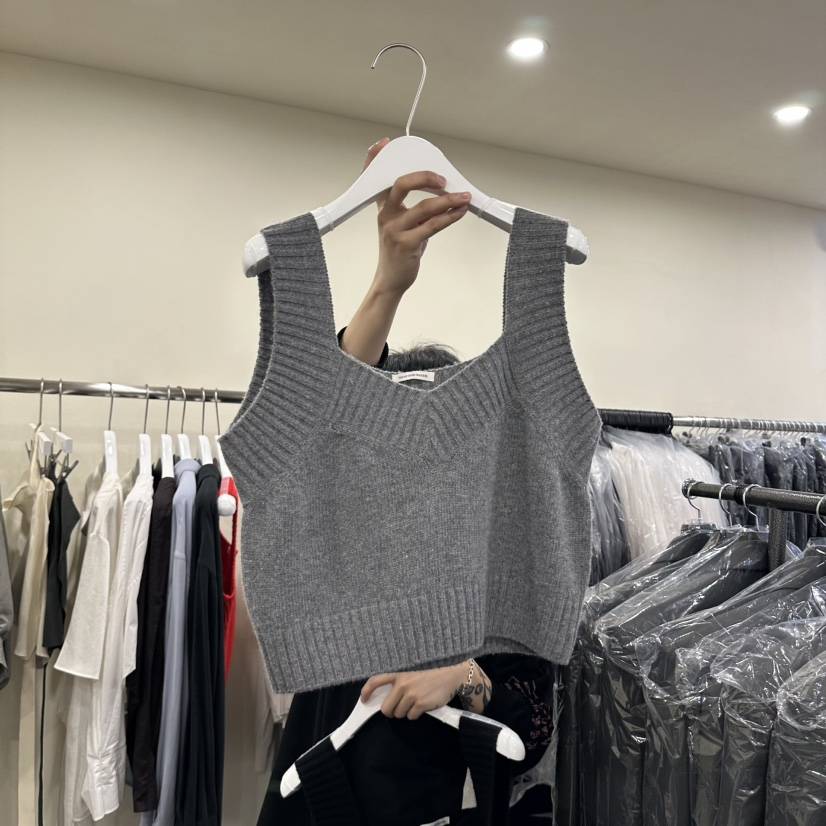 OUTFIT/SOAP AMD WATER韓國代購女士新款休閑吊帶背心OUTFIT/SOAP AMD WATER吊帶/背心