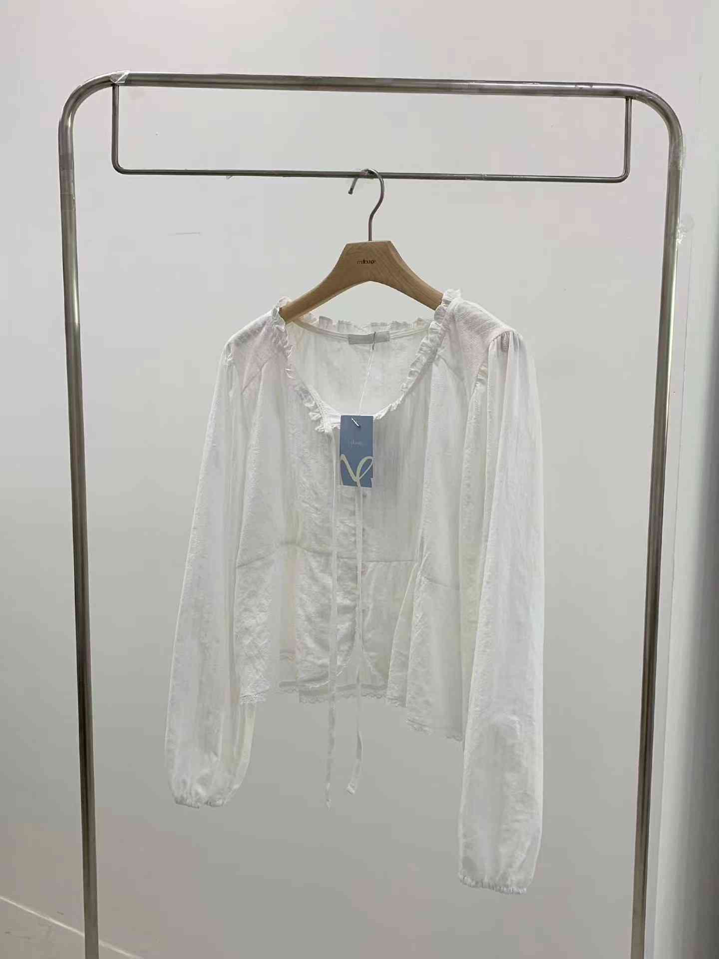 MELLOUNGE-멜라운지-T東大門代購女裝新品時尚襯衫蕾絲衫MELLOUNGE-2件起襯衫/蕾絲衫