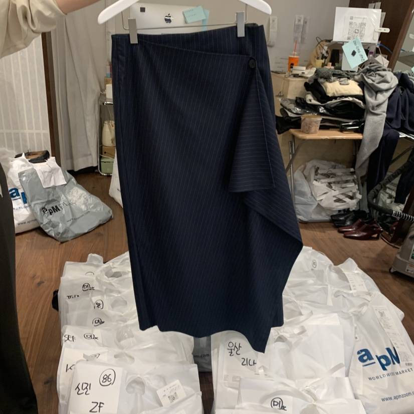 UNDERSTANDING東大門直郵女士新品真品休閑人氣長裙垂墜長款UNDERSTANDING長裙