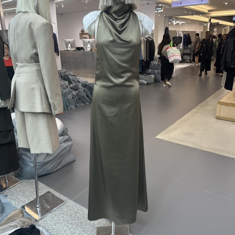 ONEBYTWO東大門實拍女士新款推薦熱賣人氣連衣裙高領緞面ONE BY TWO連衣裙