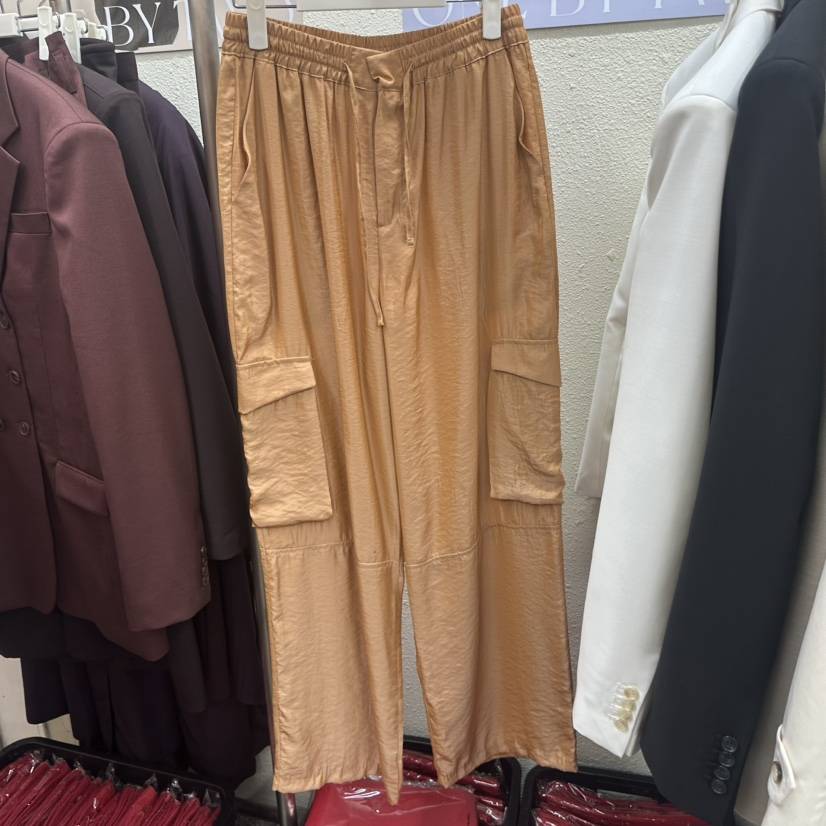 ONEBYTWO東大門直郵女裝新品休閑人氣時尚真品熱賣休閑褲ONEBYTWO休閑褲