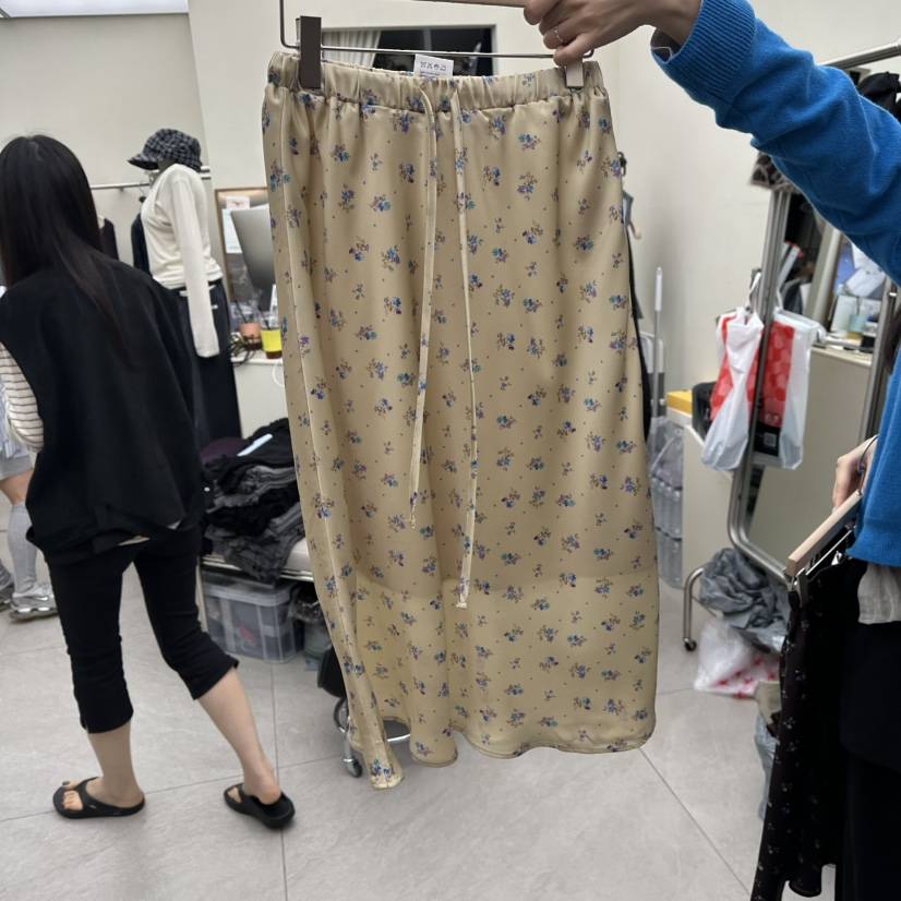 I MFACT東大門實拍女裝新品人氣推薦熱賣時尚長裙喇叭緞面I MFACT長裙