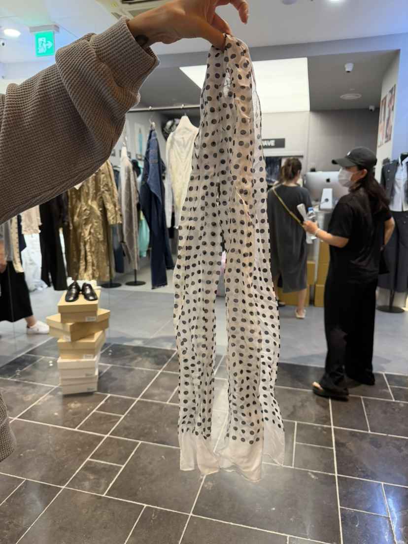 SOPHISTICATE韓國直郵女士新品休閑熱賣圍巾披肩圍巾圓點SOPHISTICATE圍巾/披肩