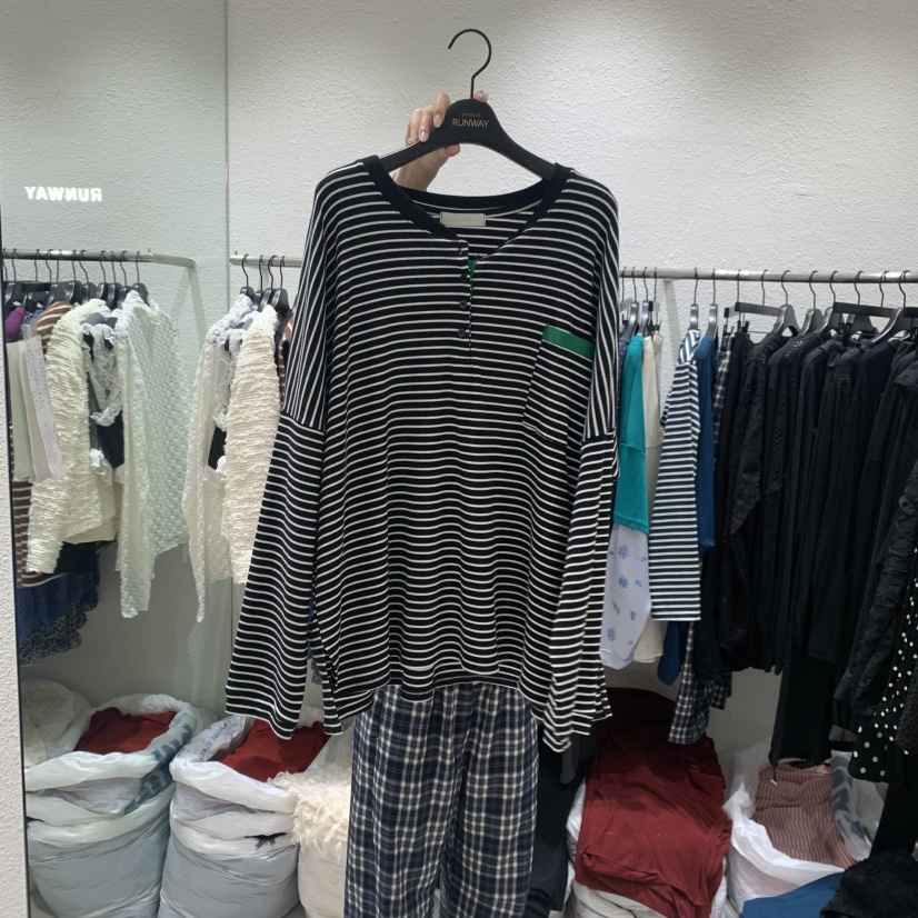 RUNWAY-런웨이東大門代購女士新款時尚真品熱賣人氣長袖T恤RUNWAY長袖T恤