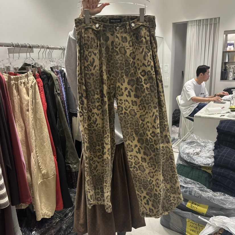 COMBO韓國直郵女士新品熱賣推薦人氣時尚休閑真品牛仔褲豹紋COM_BO牛仔褲
