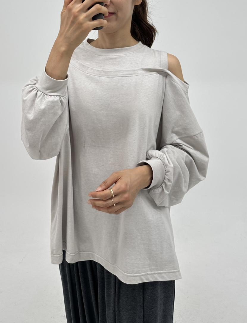 CLASSY-O韓國代購女裝新品人氣時尚長袖T恤露肩寬松開衩CLASSY-O長袖T恤