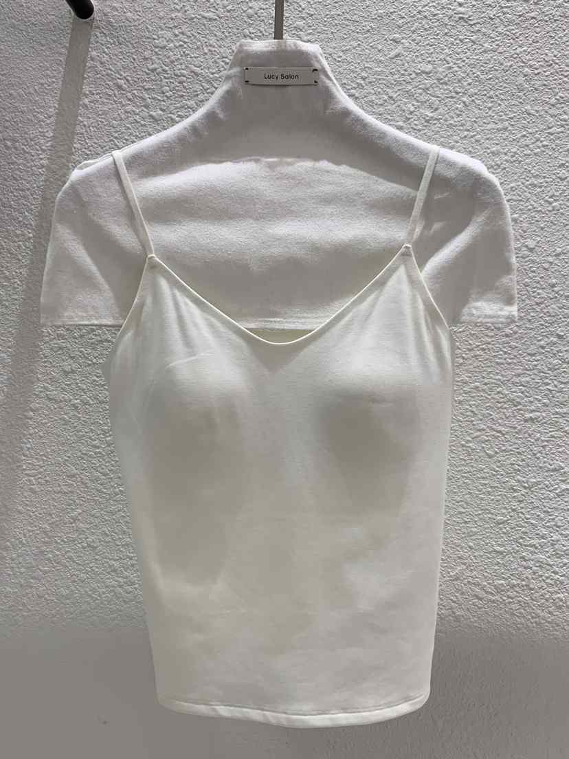 LUCY SALON韓國代購女裝新品時尚熱賣人氣職業推薦吊帶背心LUCY SALON吊帶/背心
