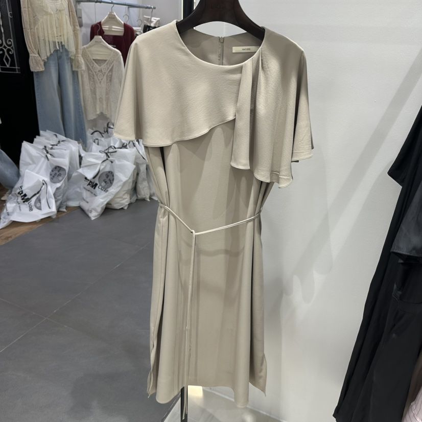 MATIERE東大門直郵女裝新品真品休閑時尚推薦人氣連衣裙OPSMATIERE連衣裙