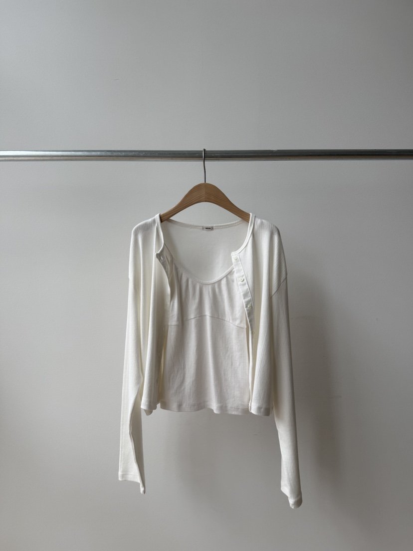 TAFFETA/MURET/ROBERTI韓國代購女士新品熱賣長袖T恤不含內搭TAFFETA/MURET/ROBERTI長袖T恤
