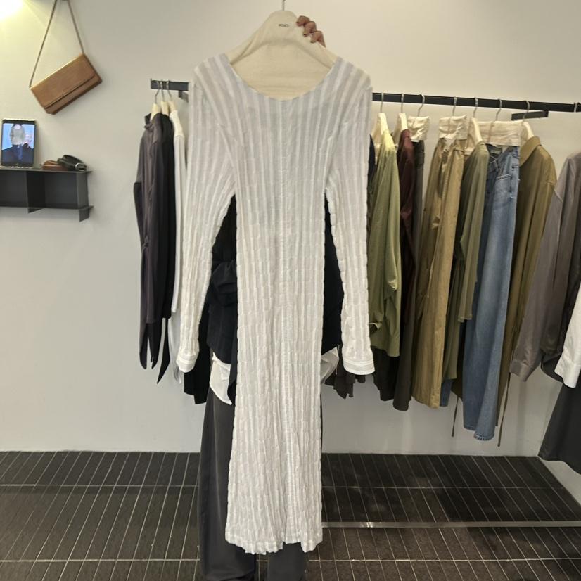 FIND-P韓國代購女士新品休閑推薦熱賣時尚真品連衣裙開衩FIND-P連衣裙