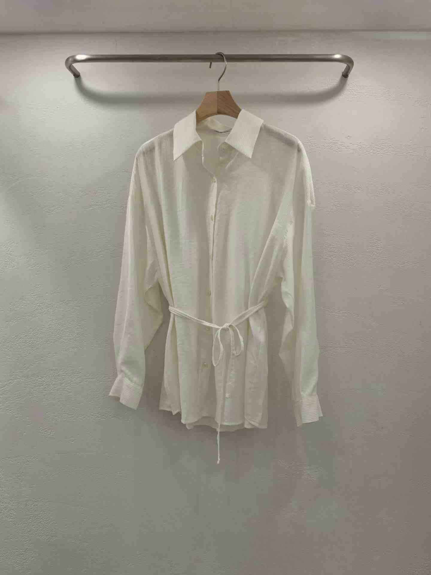 LOVE AND PEARLS東大門實拍女士新品時尚真品襯衫蕾絲衫LOVE AND PEARLS襯衫/蕾絲衫