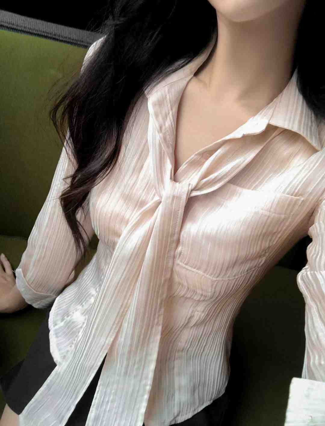LOVE AND PEARLS韓國直郵女裝新品真品人氣熱賣襯衫蕾絲衫LOVE AND PEARLS襯衫/蕾絲衫