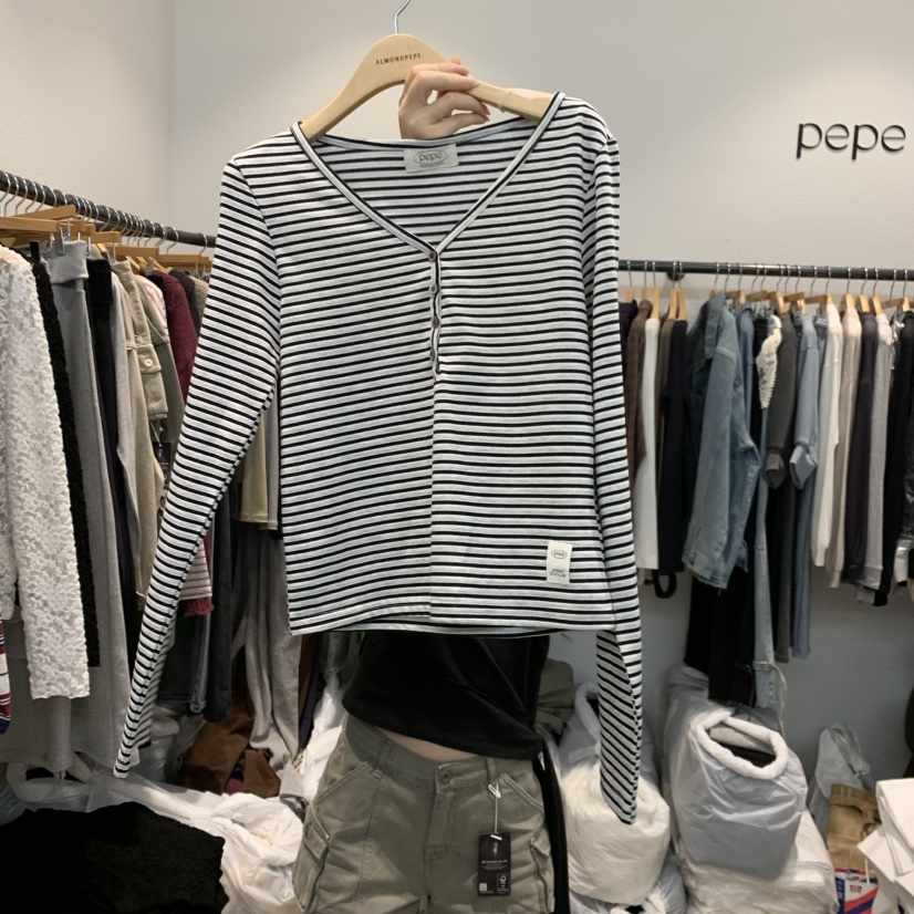 ALMOND PEPE東大門實拍女裝新品休閑真品人氣推薦長袖T恤ALMOND PEPE長袖T恤