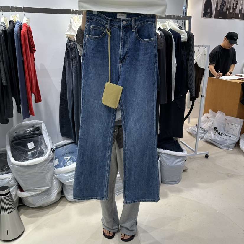 HELVETICA PLUS韓國代購女士新款休閑時尚真品牛仔褲不含包HELVETICA牛仔褲