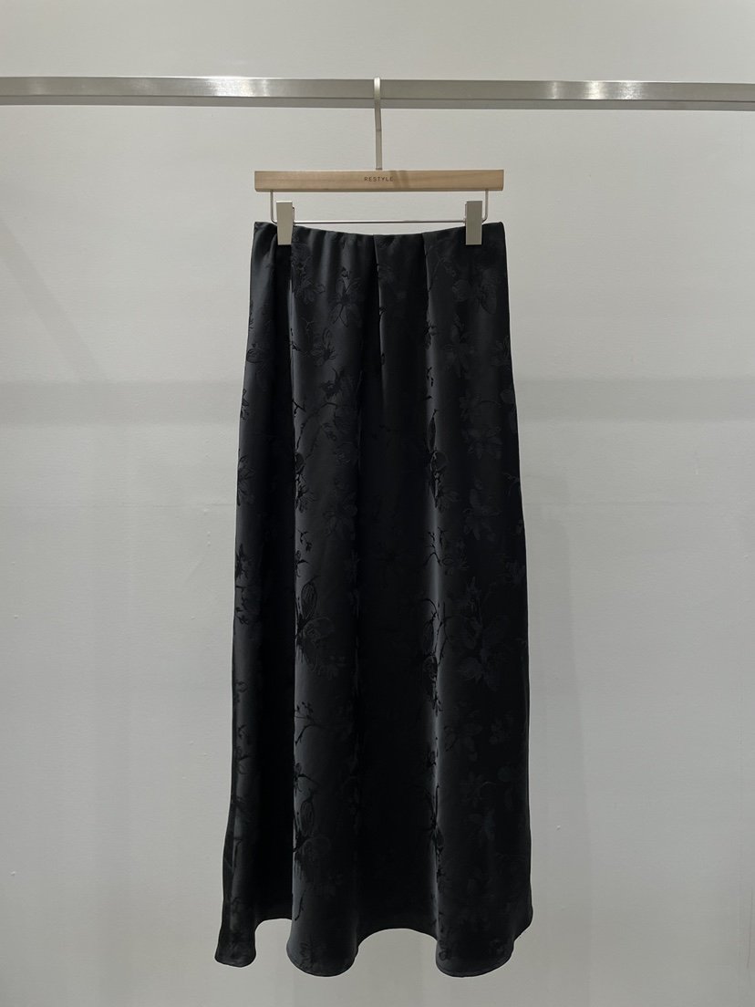 RE STYLE-Q韓國直郵女士新品休閑真品熱賣推薦長裙提花RE STYLE長裙