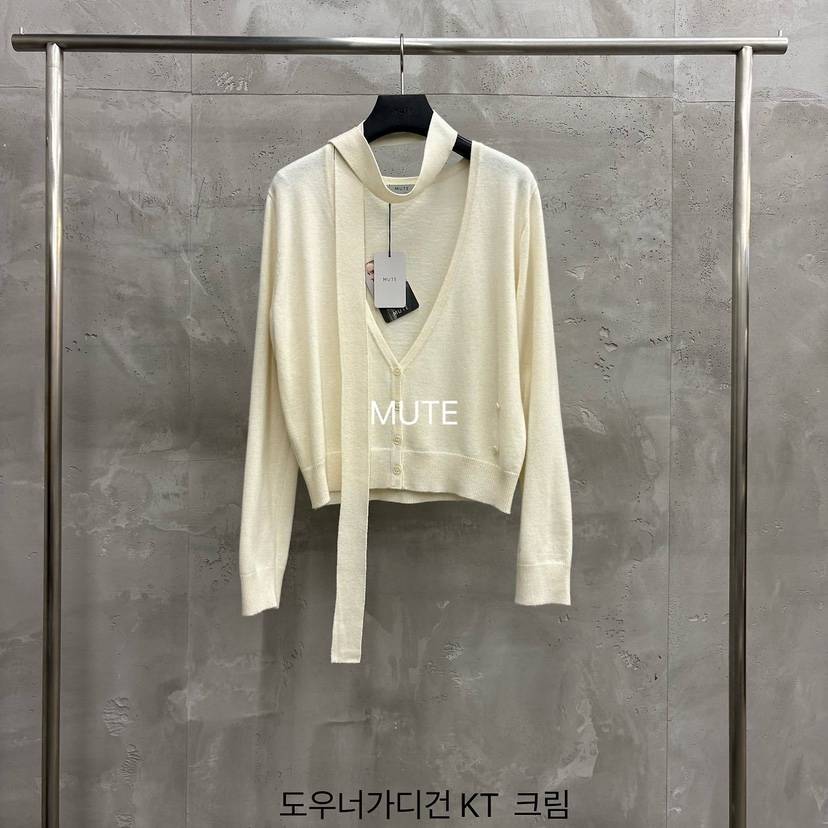 MUTE-P東大門直郵女裝新款時尚熱賣休閑開衫含圍巾羊毛開襟MUTE開衫
