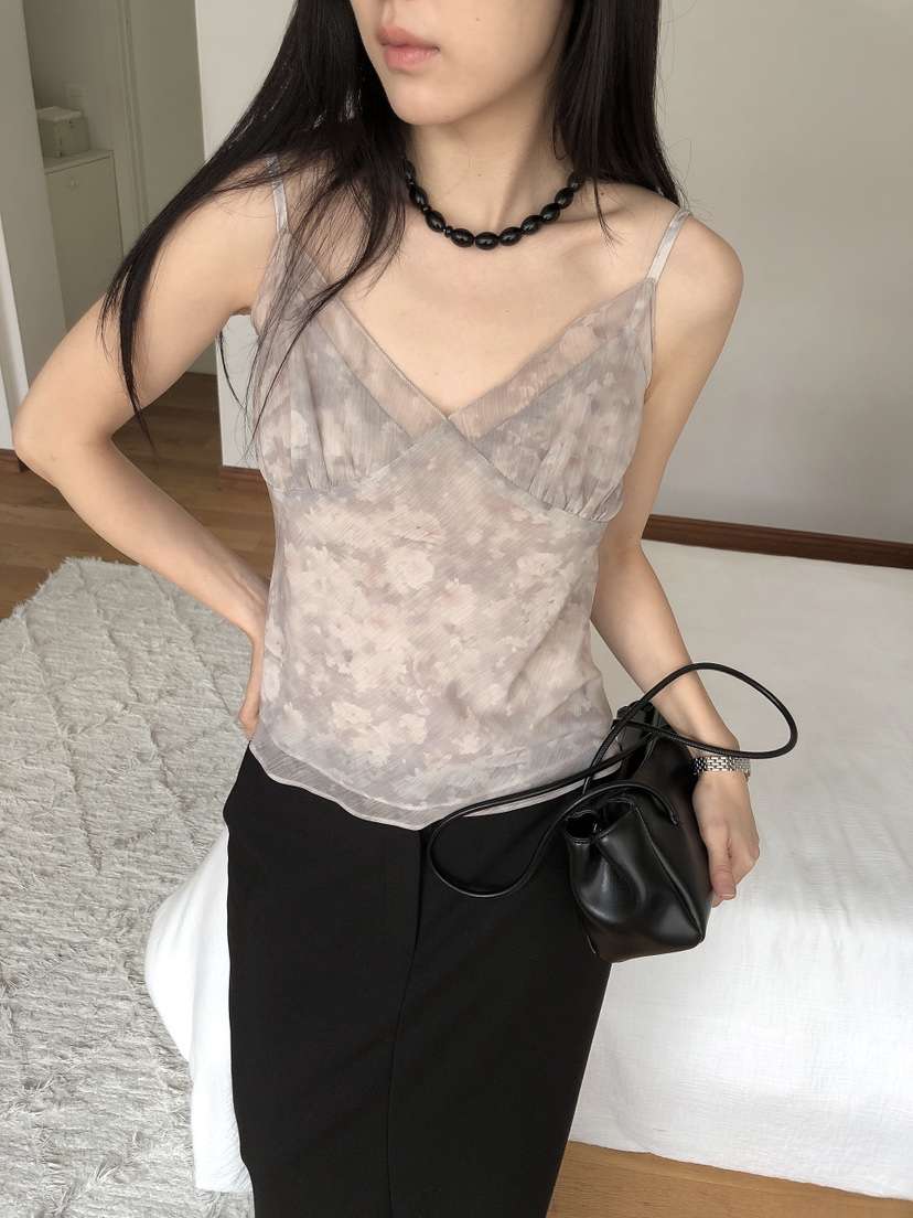 LE BUTTER東大門實拍女裝新款熱賣時尚人氣真品吊帶背心LE BUTTER吊帶/背心