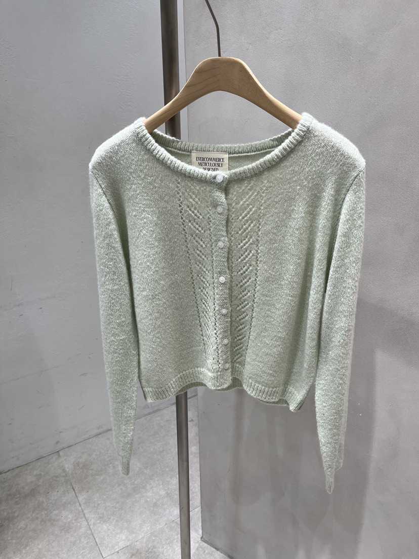 EVERCOMMERCE METICULOUSLY DESIGNED東大門代購女裝新款熱賣針織衫EVERCOMMERCE METICULOUSLY DESIGNED針織衫