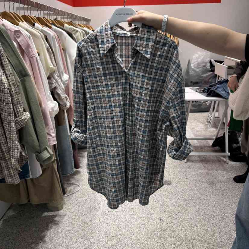 ATPZ東大門實拍女裝新品時尚熱賣襯衫蕾絲衫不含內搭格紋ATTENTION PLEAES襯衫/蕾絲衫
