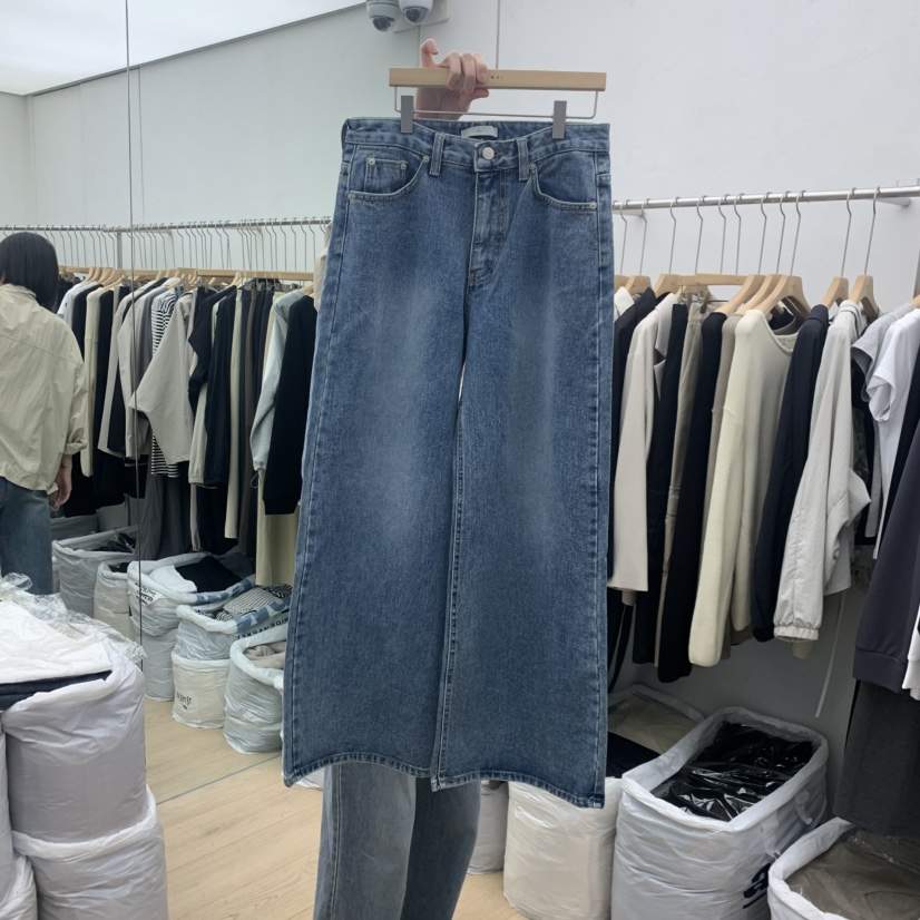 MOI-A東大門實拍女裝新品真品人氣熱賣休閑時尚牛仔褲MOI-A牛仔褲