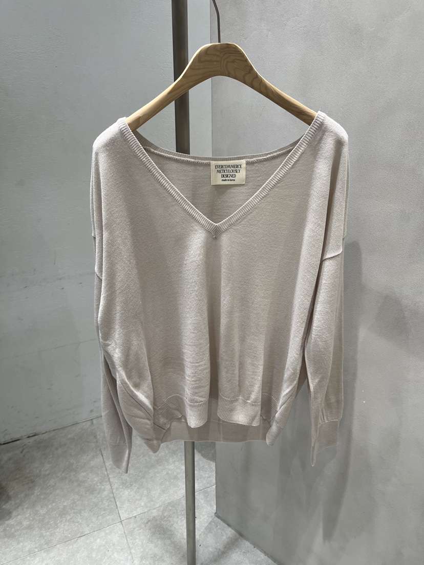 EVERCOMMERCE METICULOUSLY DESIGNED東大門實拍女裝新品時尚針織衫EVERCOMMERCE METICULOUSLY DESIGNED針織衫