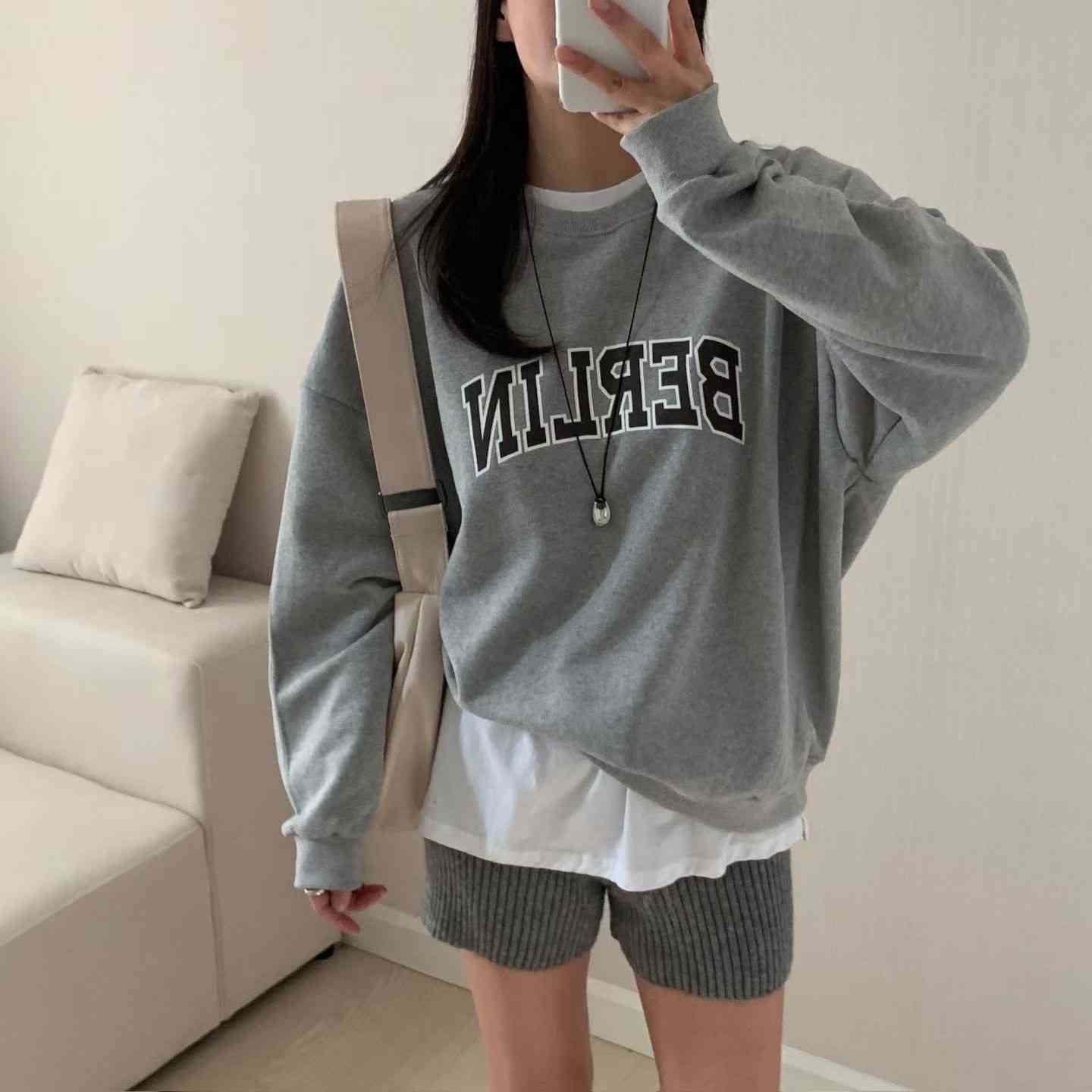 HELLO JINI韓國代購女裝新款推薦人氣休閑衛衣不含內搭運動HELLO JINI衛衣