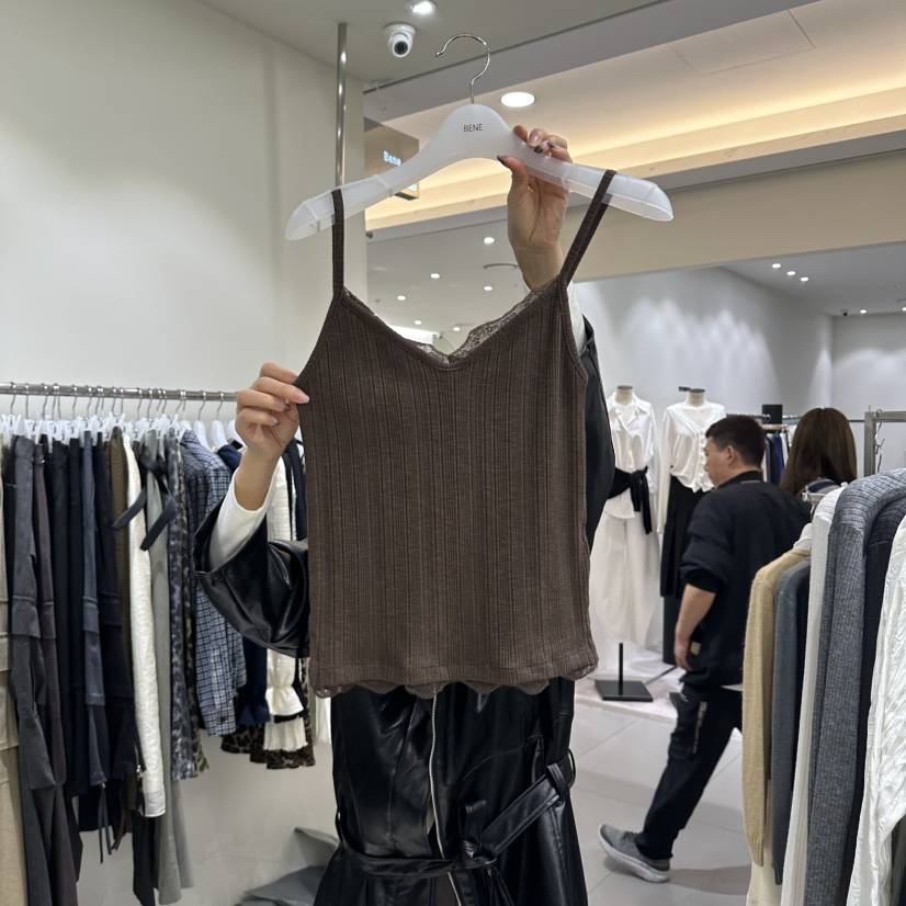 BENE東大門實拍女裝新款時尚真品人氣推薦熱賣吊帶背心無袖SHOP BENE_Bene吊帶/背心