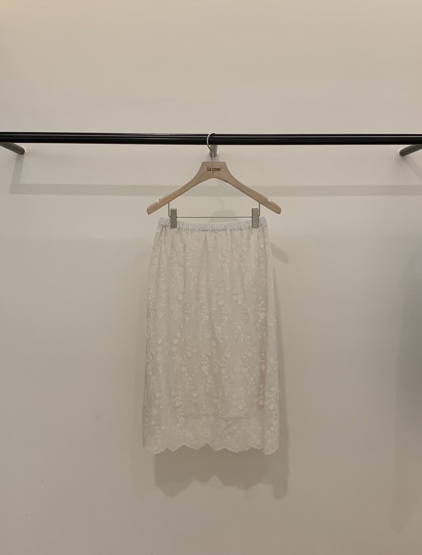 LA CREME韓國代購女士新品人氣休閑半身裙中短裙刺繡蕾絲LA CREME半身裙/中短裙