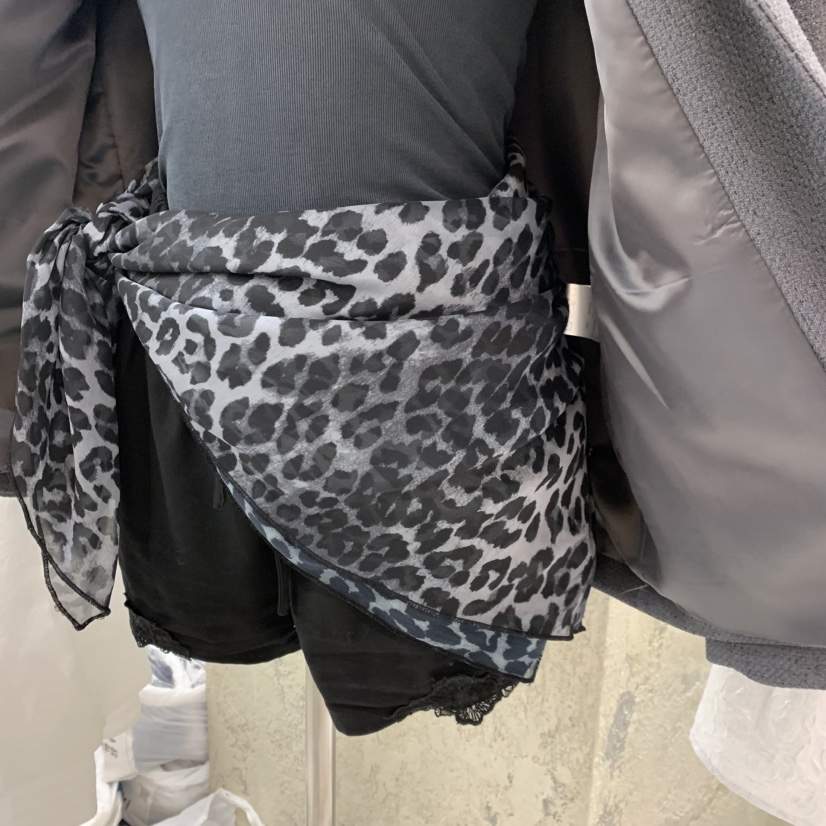 SOLD OUT韓國直郵女士新品人氣熱賣真品圍巾披肩豹紋圍巾SOLD OUT圍巾/披肩