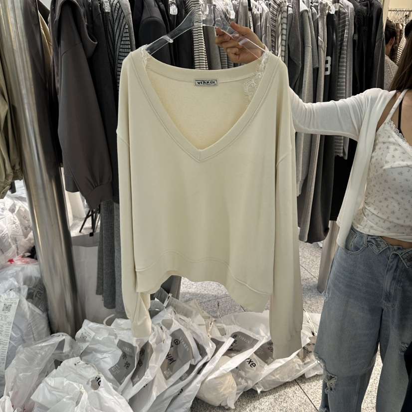 VIRKIN東大門代購女裝新品推薦人氣熱賣時尚休閑衛衣V領蕾絲VIRKIN衛衣