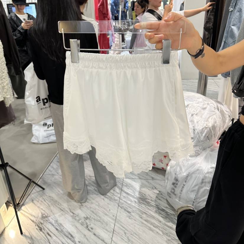 VIRKIN韓國直郵女裝新品人氣熱賣休閑推薦時尚真品短褲蕾絲VIRKIN短褲