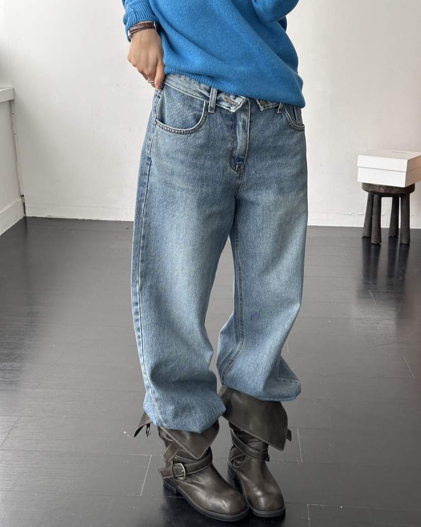 HOWDY/FACT THE NERD東大門直郵女士新款熱賣牛仔褲折疊HOWDY/FACT THE NERD牛仔褲