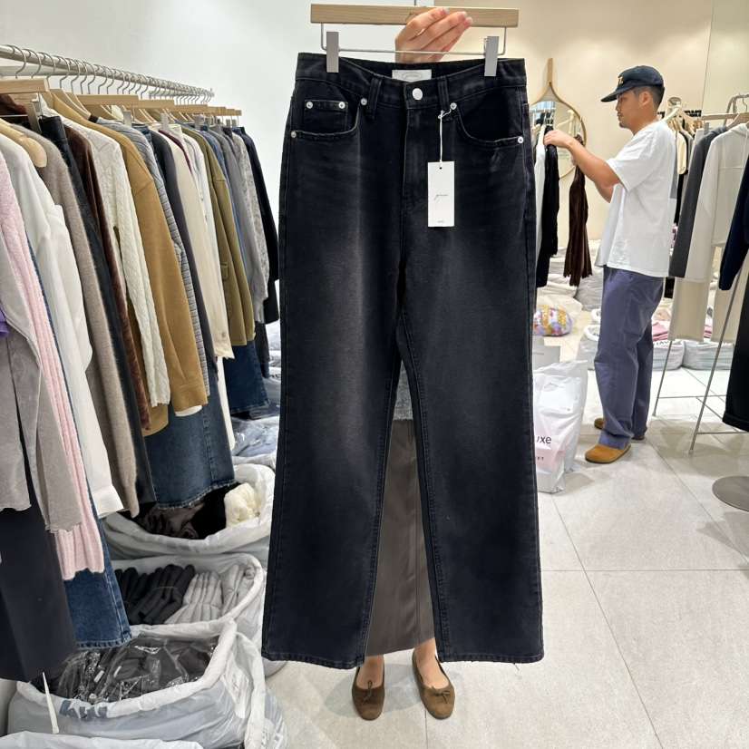 GRACIA韓國代購女裝新品時尚熱賣休閑推薦人氣牛仔褲黑色GRACIA牛仔褲