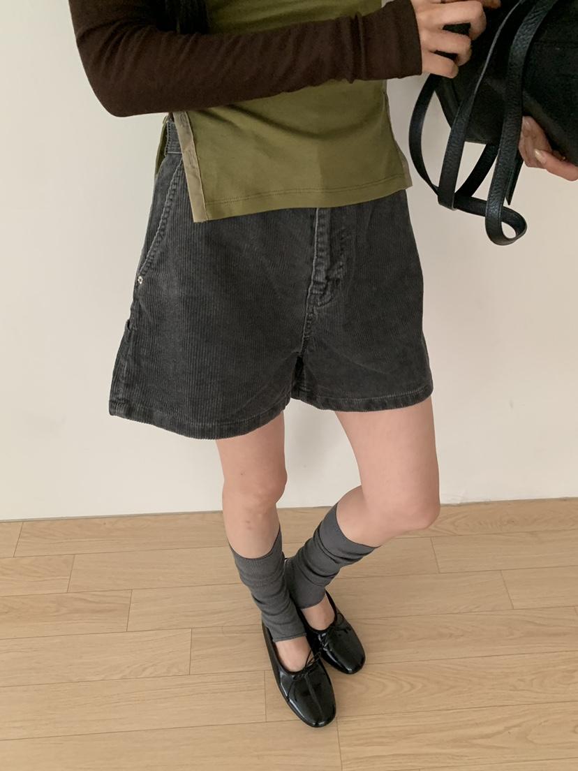 B_GARDER東大門實拍女士新品熱賣推薦人氣真品短褲燈芯絨B.GARDER短褲