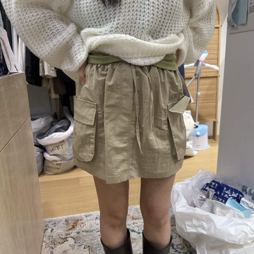 TIZZI東大門實拍女裝新品休閑時尚真品推薦人氣熱賣短裙TIZZI短裙