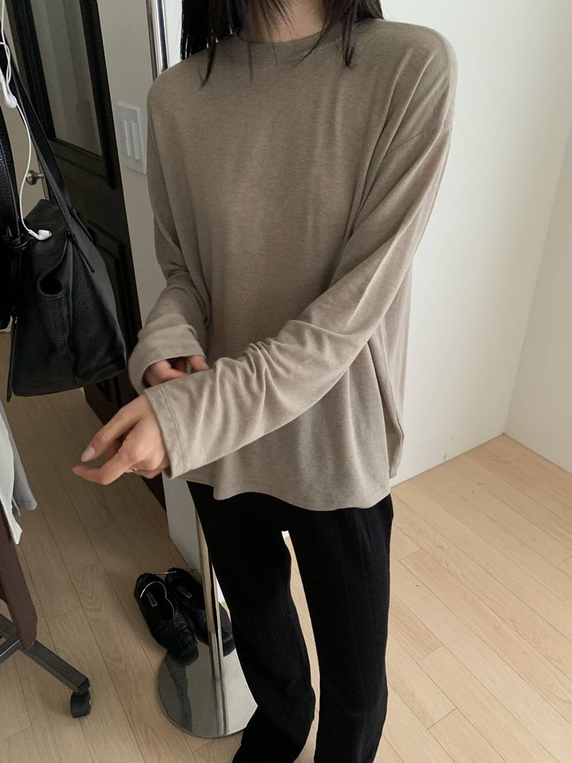 B_GARDER東大門實拍女士新品人氣時尚真品長袖T恤不含圍巾B.GARDER長袖T恤