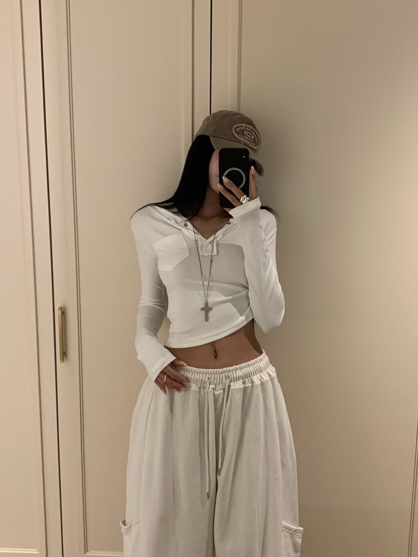 BADCALM東大門實拍女裝新款時尚熱賣真品長袖T恤按扣寬松BADCALM長袖T恤