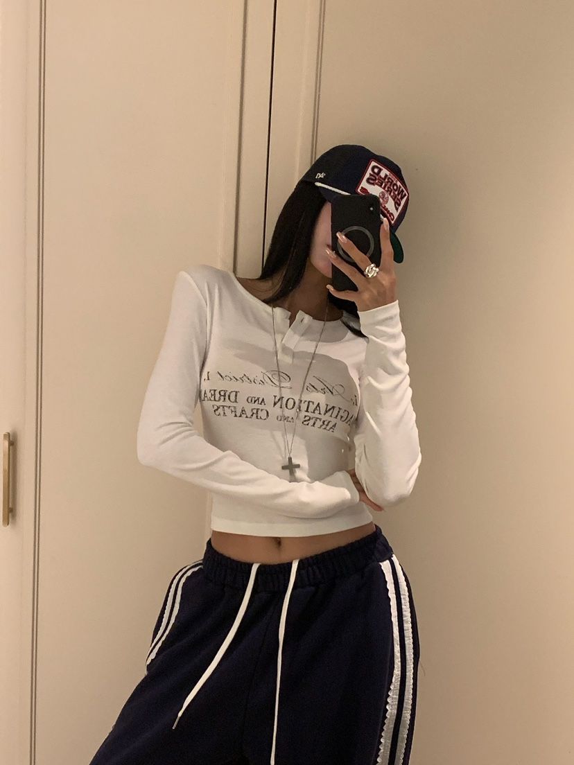 BADCALM東大門實拍女裝新款真品時尚熱賣休閑人氣長袖T恤BADCALM長袖T恤