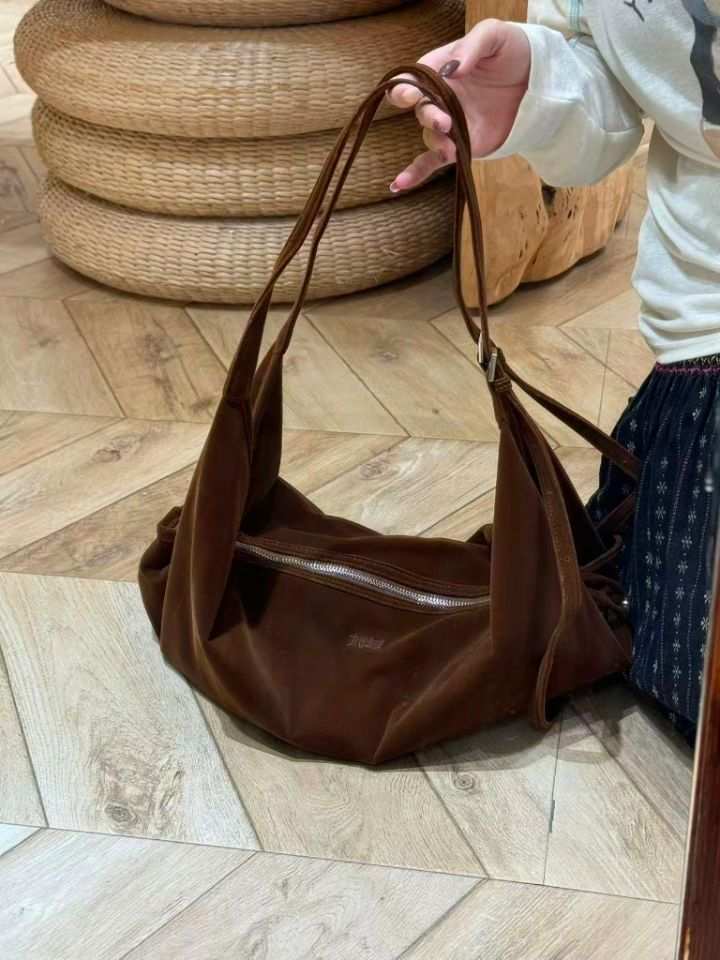 TROUVAILLE韓國代購女裝新品熱賣時尚真品單肩斜跨包天鵝絨TROUVAILLE單肩/斜跨包