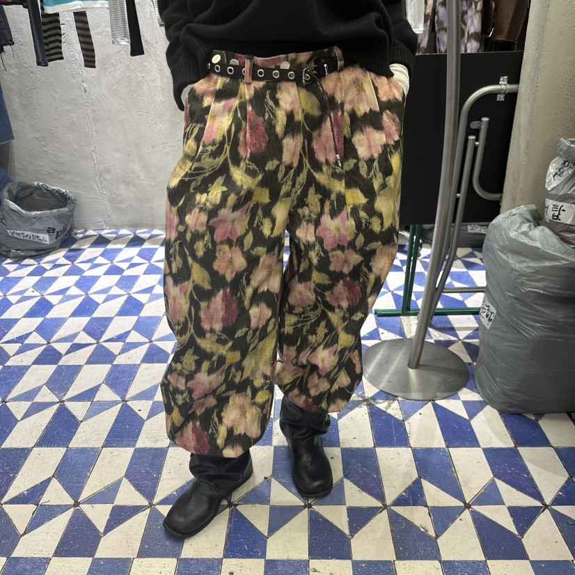AMOUR韓國代購女裝新品職業真品時尚熱賣人氣休閑褲花朵紐扣AMOUR休閑褲