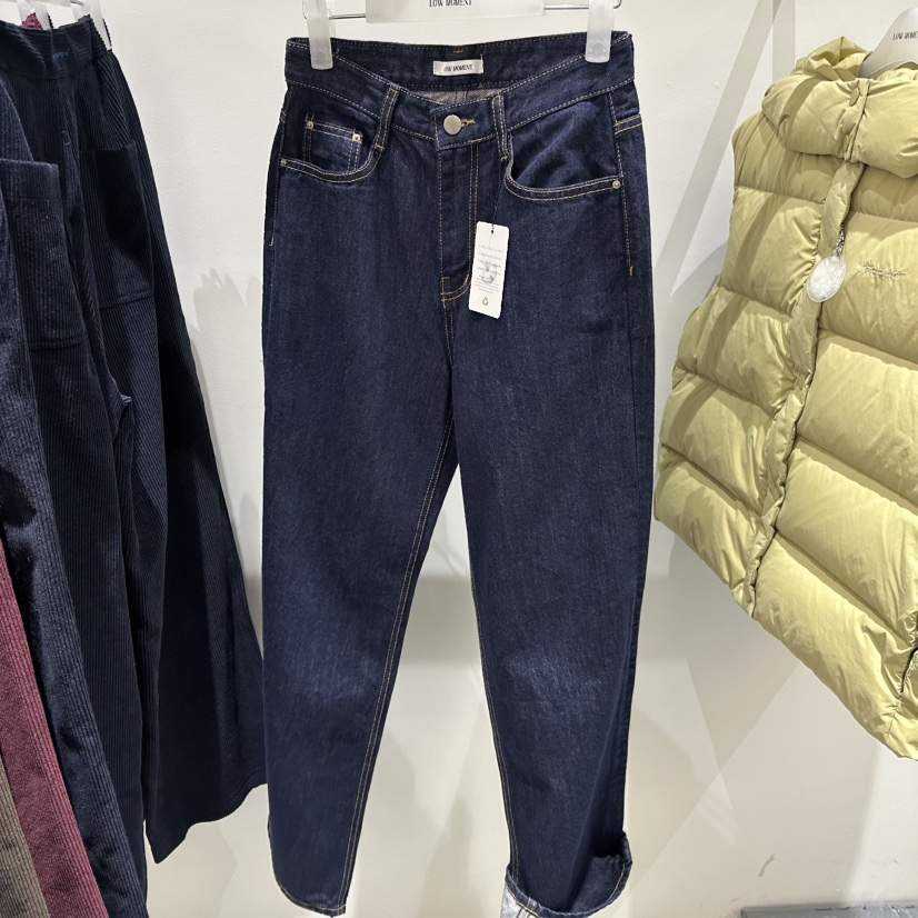 LOW MOMENT東大門直郵女裝新品真品人氣推薦休閑熱賣牛仔褲LOW MOMENT牛仔褲