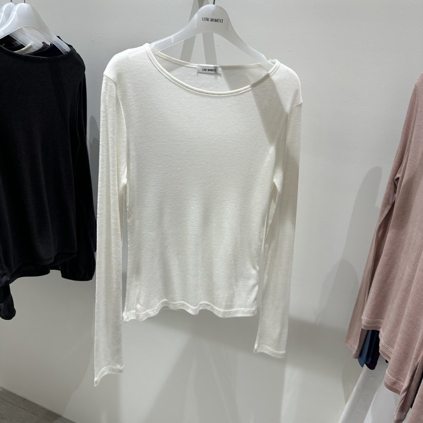 LOW MOMENT韓國直郵女士新品推薦休閑人氣時尚真品長袖T恤LOW MOMENT長袖T恤
