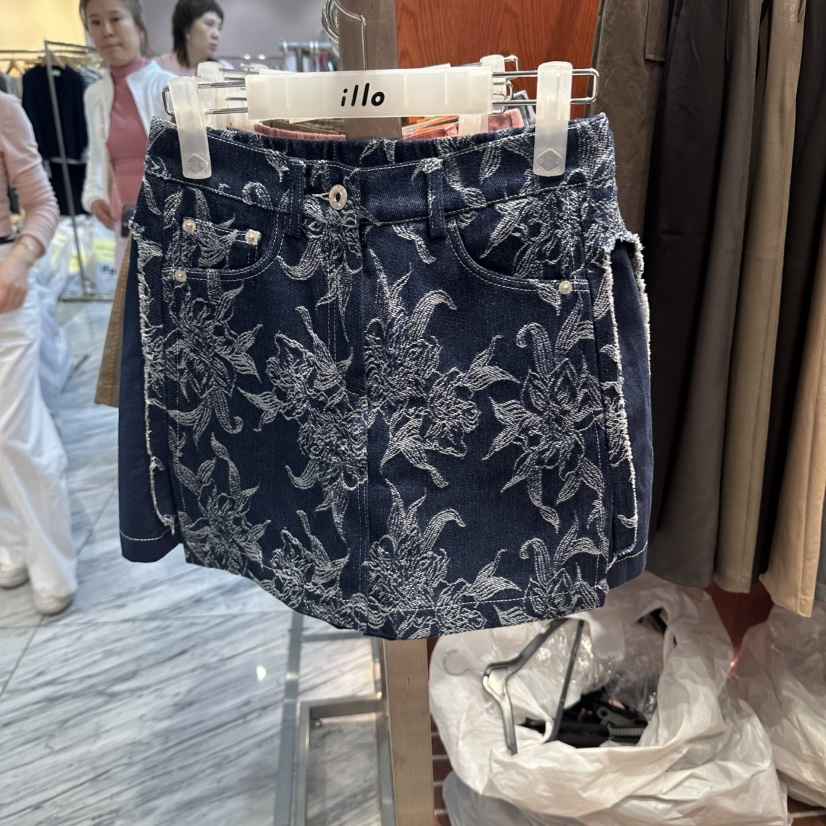 ILLO/MOCI東大門代購女裝新品熱賣休閑時尚人氣裙褲提花ILLO/MOCI裙褲