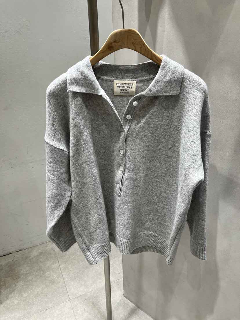 EVERCOMMERCE METICULOUSLY DESIGNED韓國代購女士新品時尚針織衫EVERCOMMERCE METICULOUSLY DESIGNED針織衫